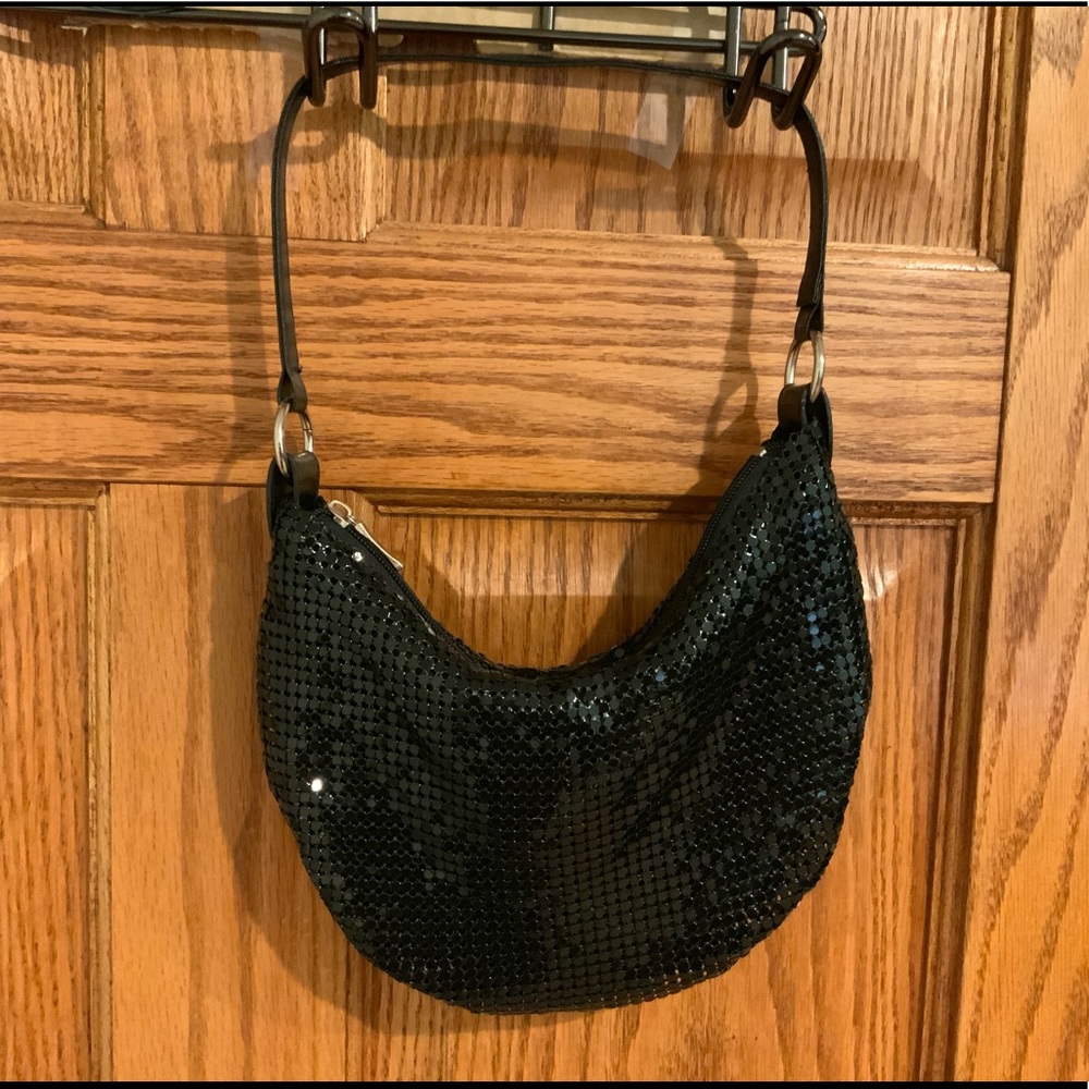 Fun cute mesh chain black shimmer glitter bag